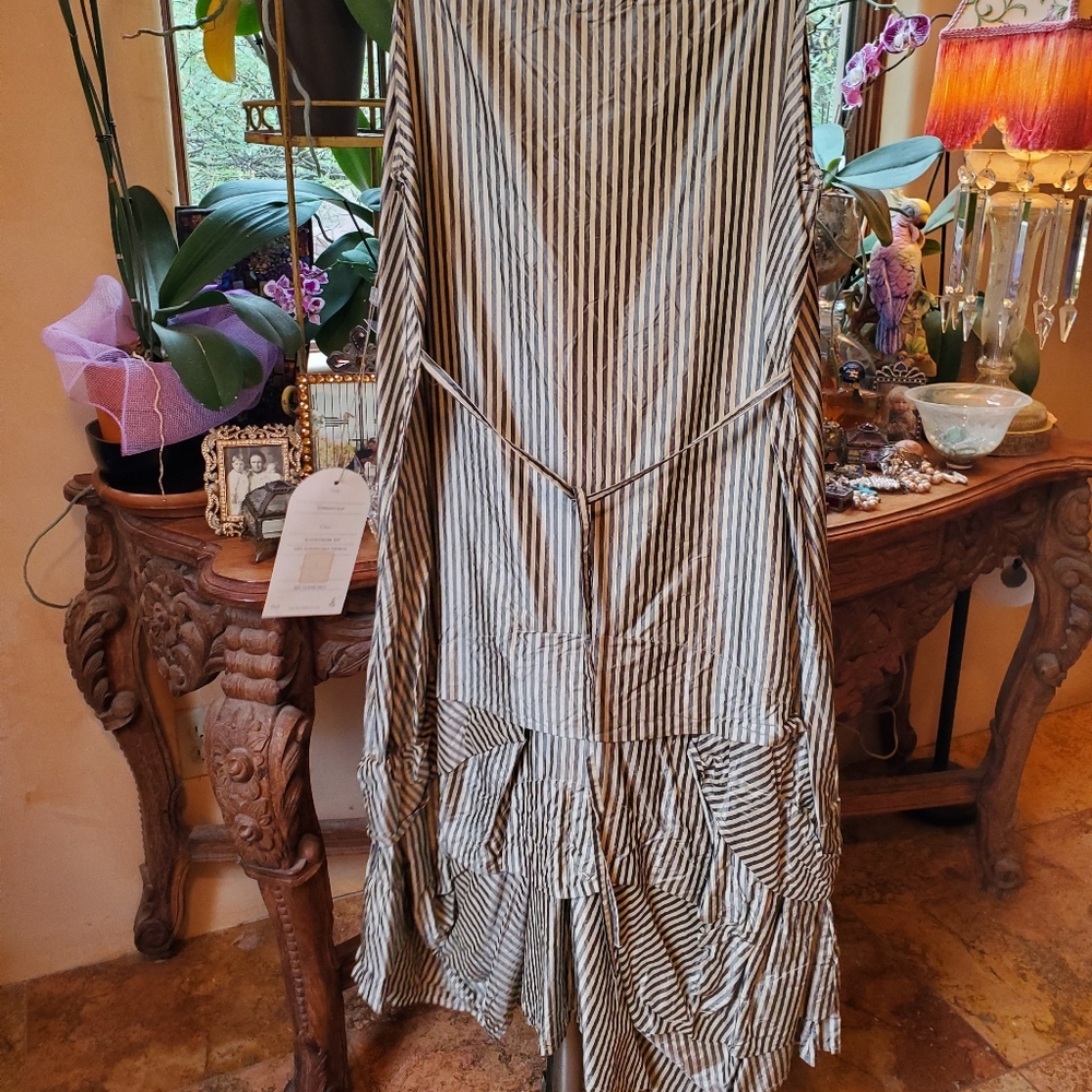 KRISTA LARSON TAFFETA TORNADO SLIP DRESS NWT - Picture 2 of 6